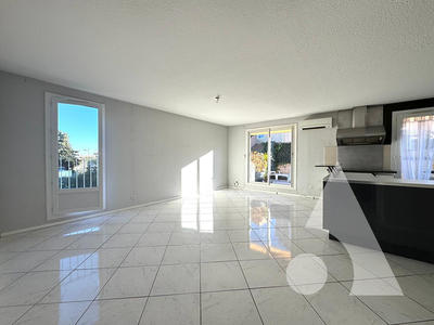 Appartement - 110 m² - 5 pièces