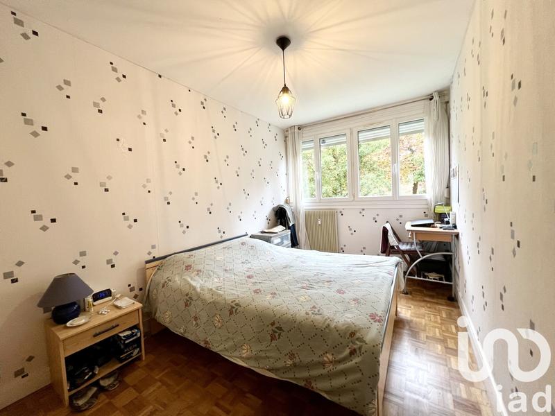 Appartement - 80 m² - 5 pièces