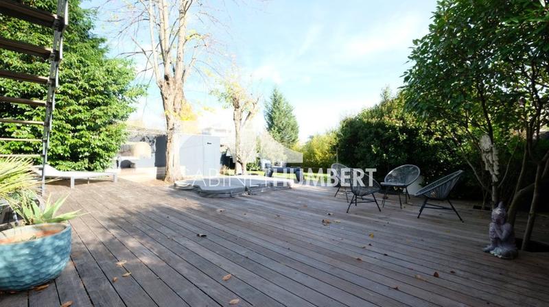 Appartement - 206 m² - 5 pièces