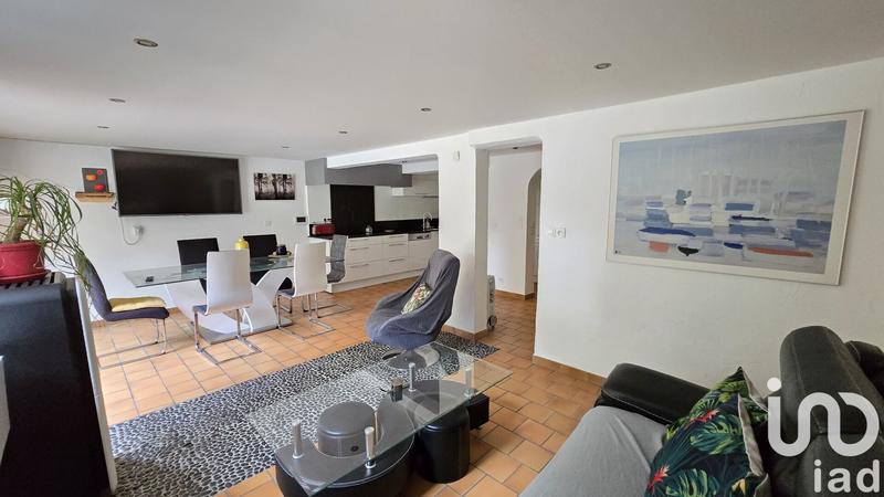 Maison - 166 m² - 8 pièces