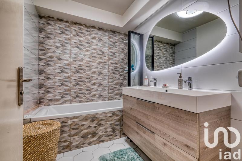 Appartement - 114 m² - 5 pièces