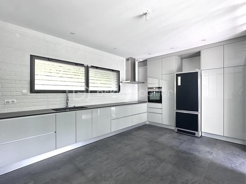 Maison d'architecte - 210 m² - 6 pièces