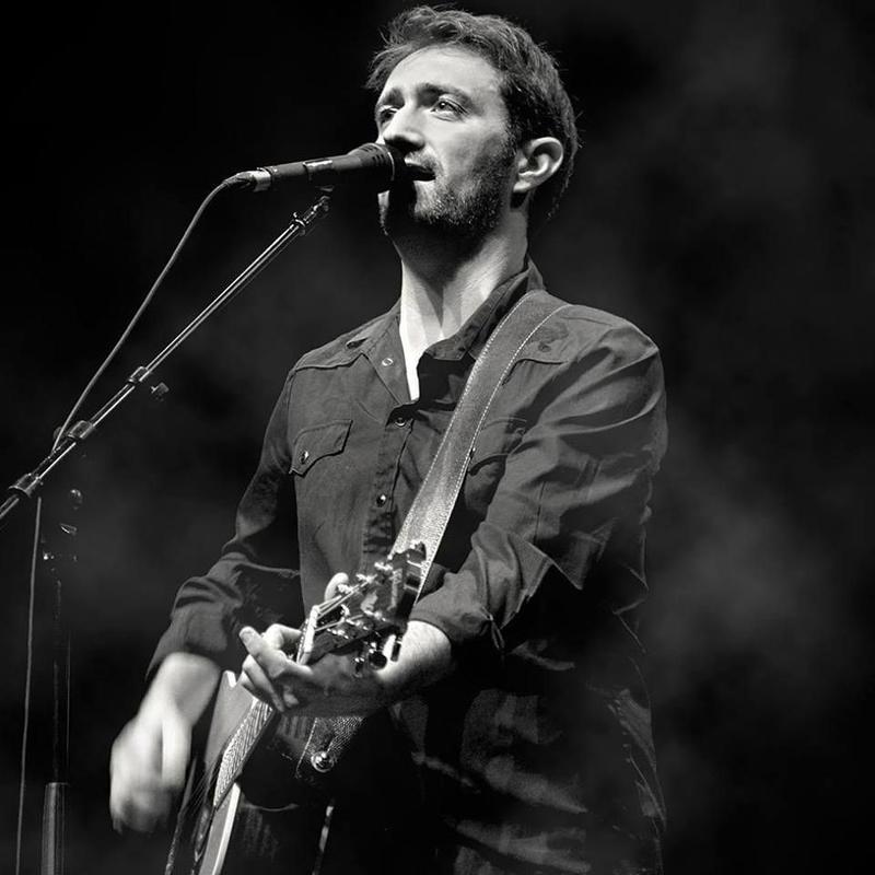 Cyril Amblard, Chant &amp; Guitare – Par Dela la Colline