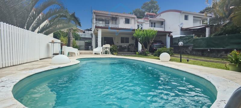 Maison - 125 m² - 5 pièces