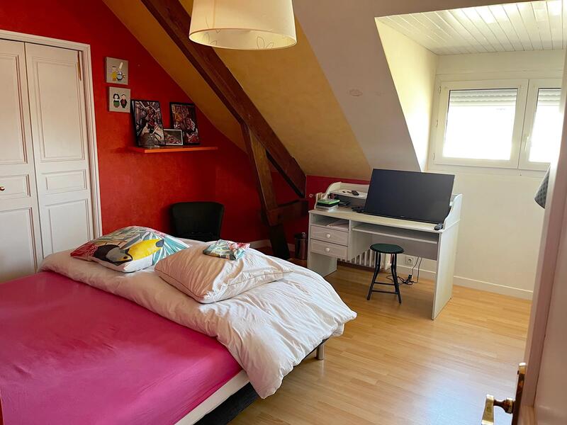 Appartement - 125 m² - 10 pièces