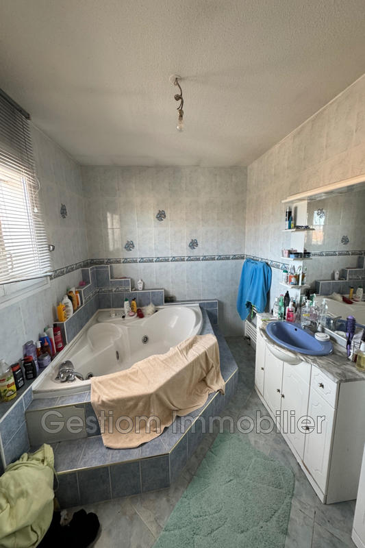 Villa - 144 m² - 4 pièces