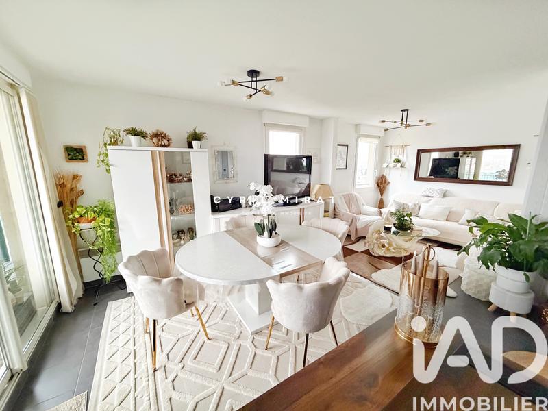 Appartement - 83 m² - 4 pièces