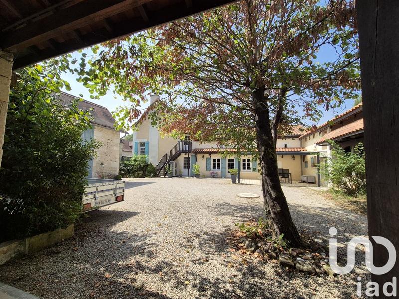 Maison - 185 m² - 5 pièces