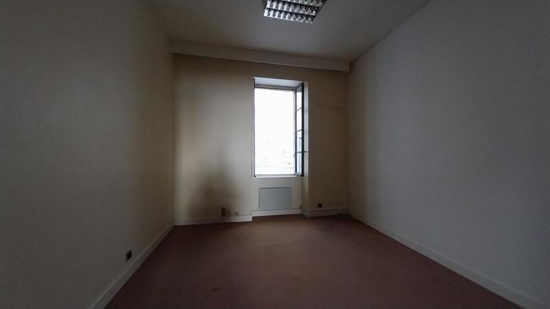 Immeuble - 238 m² - 13 pièces