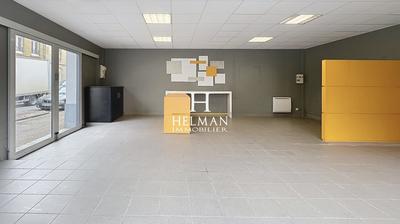 Local commercial - 61 m² - 2 pièces