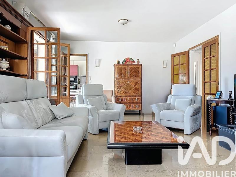 Maison - 189 m² - 8 pièces