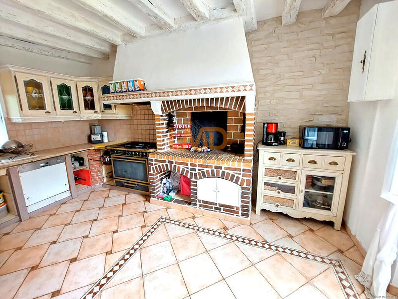 Maison en pierre - 185 m² - 7 pièces