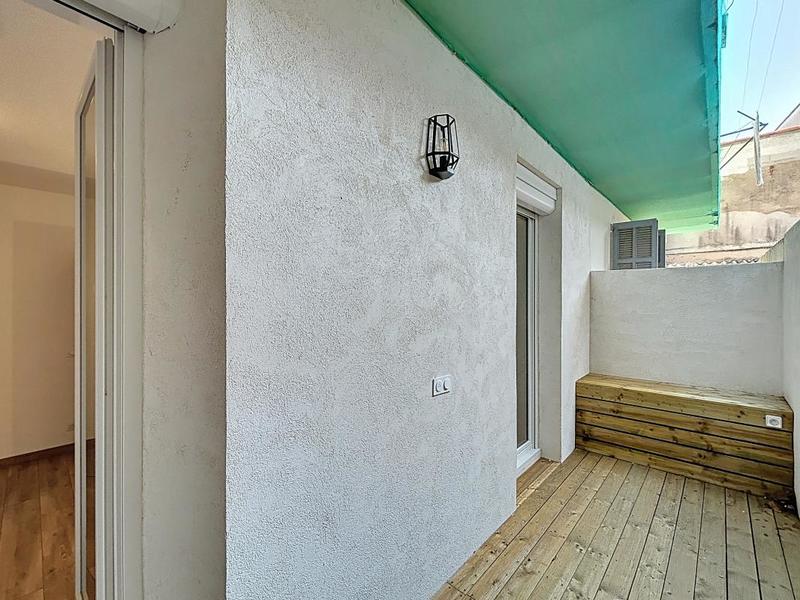 Appartement - 5 m² - 3 pièces