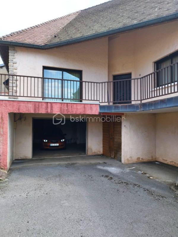 Demeure - 422 m² - 11 pièces