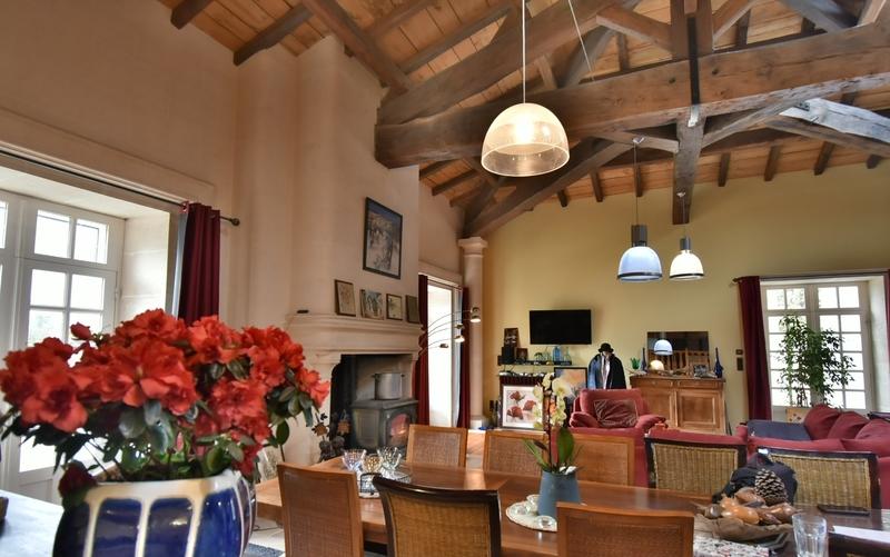 Maison en pierre - 162 m² - 4 pièces