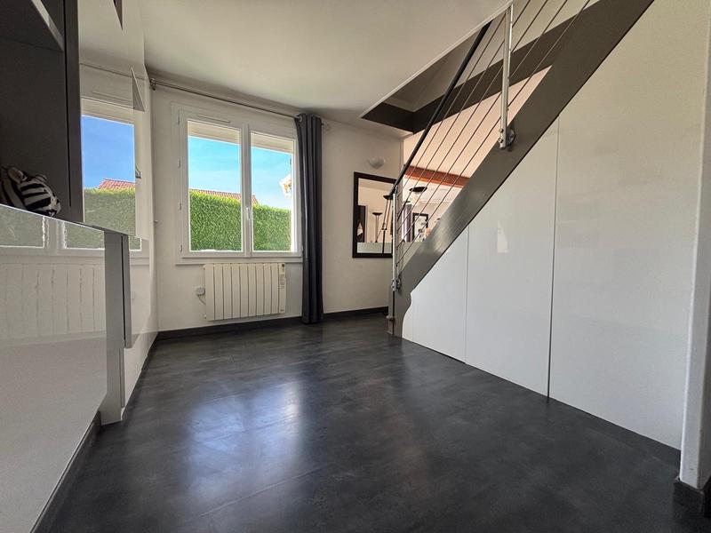 Maison - 102 m² - 6 pièces