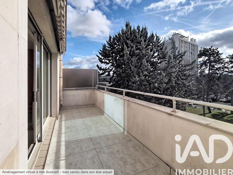 Appartement - 94 m² - 5 pièces