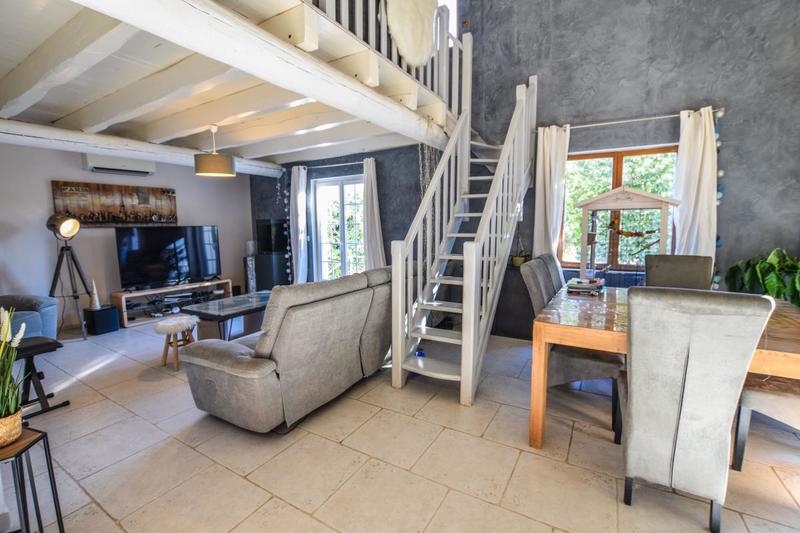 Maison - 147 m² - 5 pièces