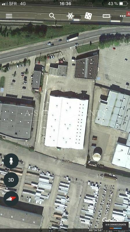 Local commercial - 1 200 m²