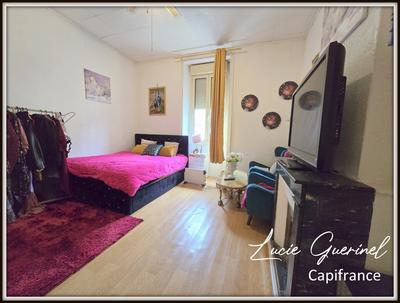 Maison - 163 m² - 7 pièces