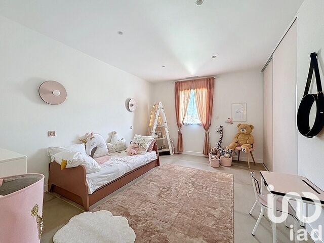 Maison de maîtres - 280 m² - 10 pièces