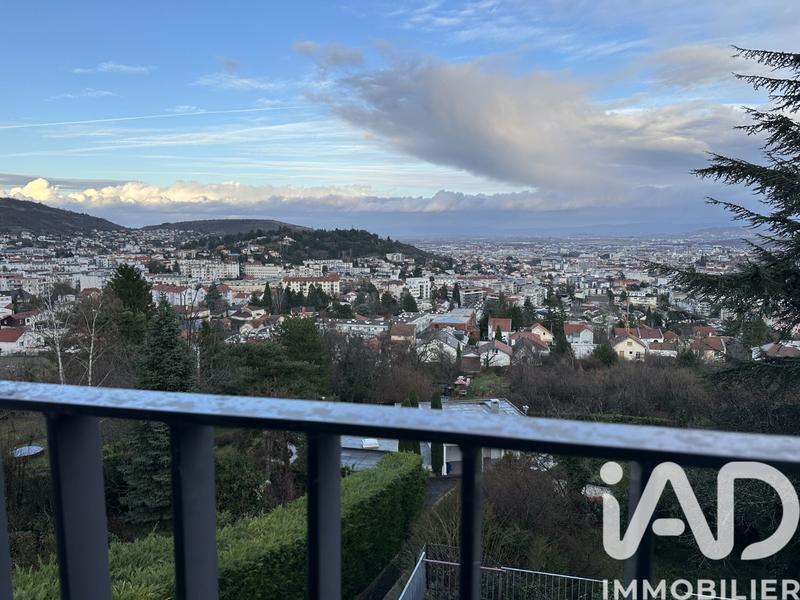 Maison - 165 m² - 7 pièces