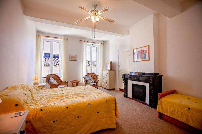 Propriété - 350 m² - 8 pièces