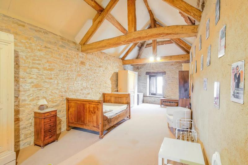 Demeure - 340 m² - 10 pièces