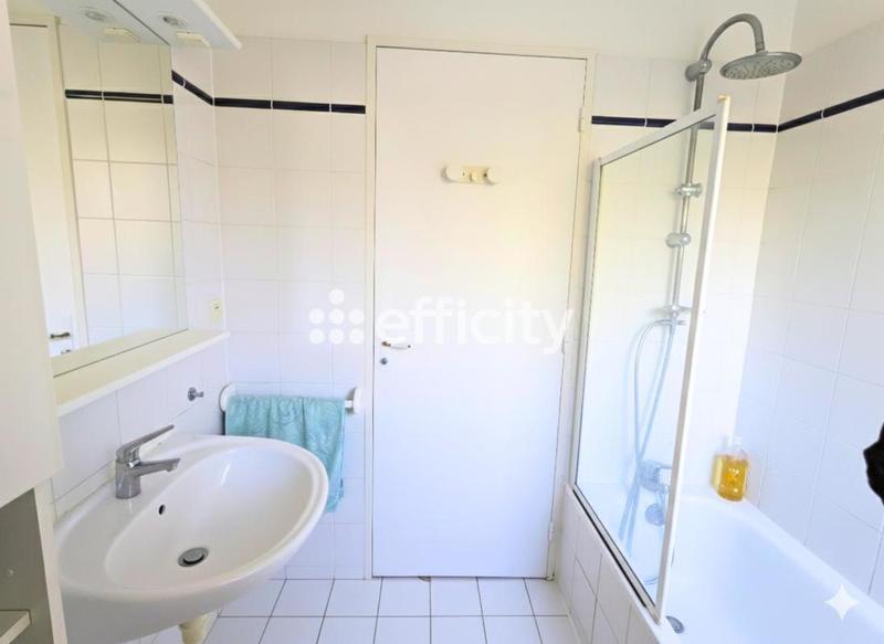 Appartement - 95 m² - 4 pièces