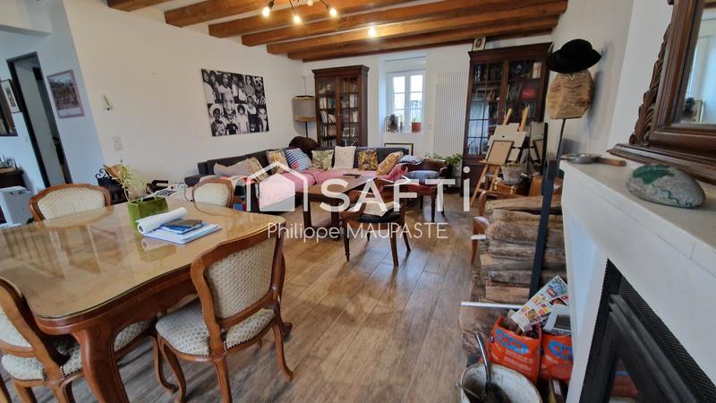 Maison - 215 m² - 10 pièces