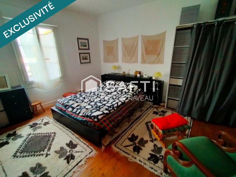 Maison - 230 m² - 6 pièces