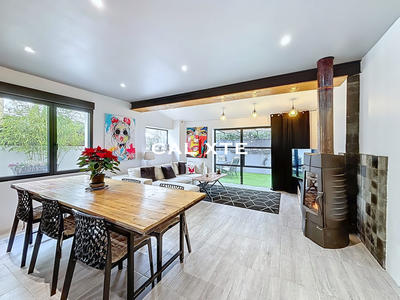 Maison - 106 m² - 4 pièces