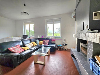 Maison - 162 m² - 6 pièces