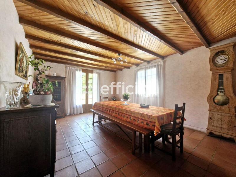 Maison - 111 m² - 5 pièces