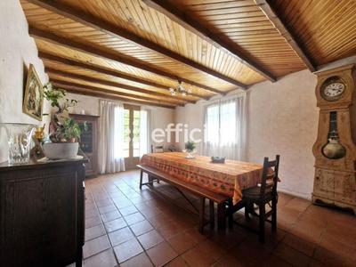 Maison - 111 m² - 5 pièces