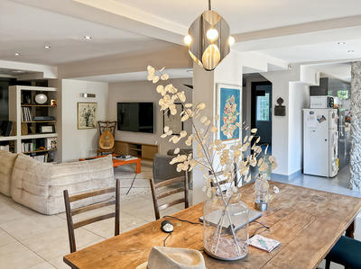 Appartement - 127 m² - 5 pièces