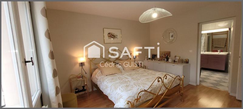 Maison - 200 m² - 7 pièces