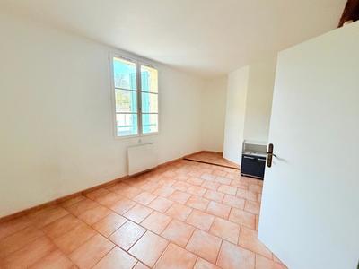 Studio - 25 m² - 1 pièce