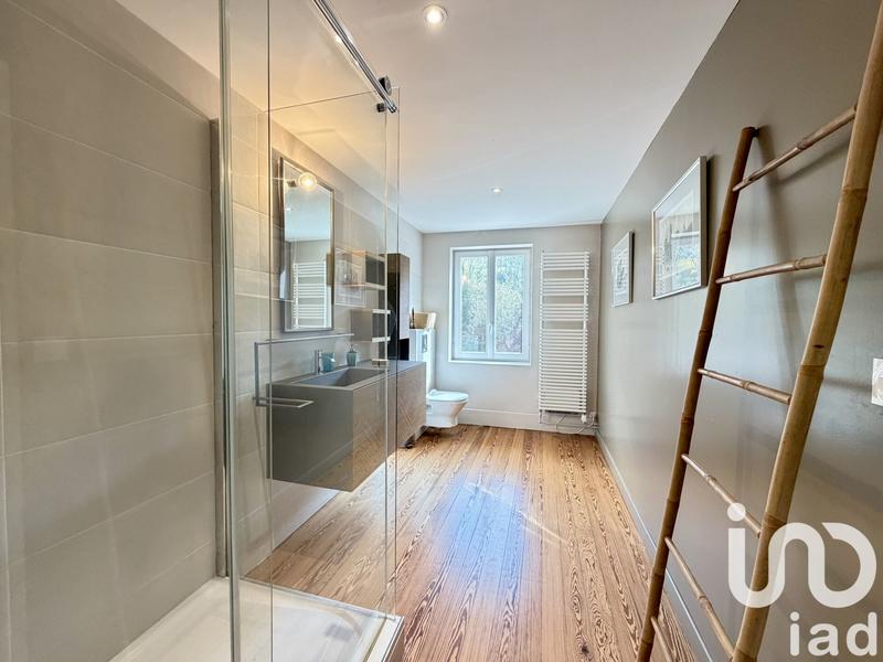 Maison - 272 m² - 5 pièces