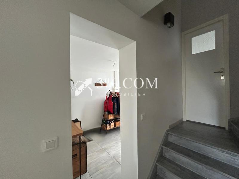 Maison - 121 m² - 6 pièces