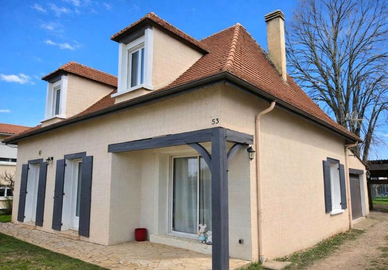 Maison - 107 m² - 4 pièces