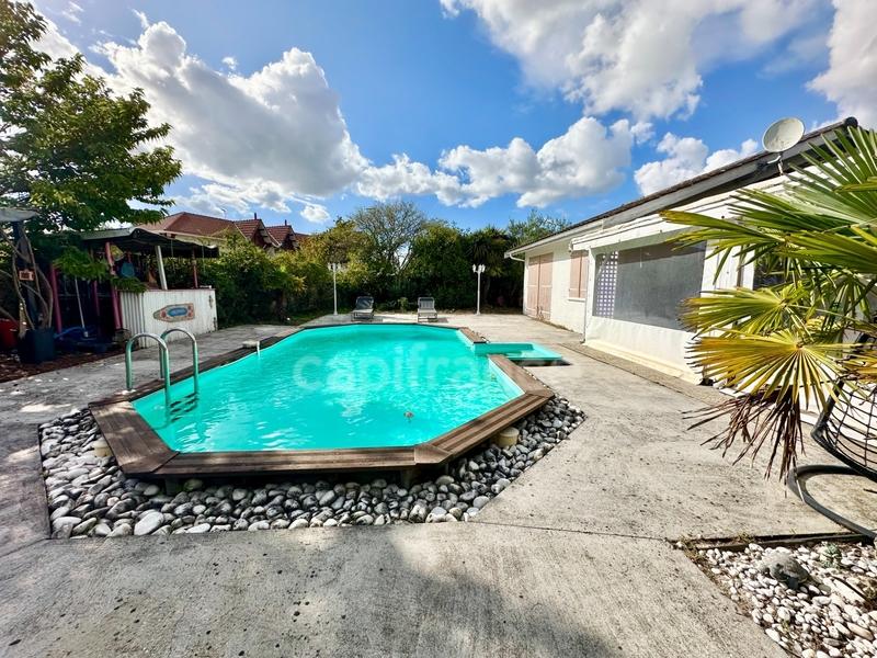 Maison - 104 m² - 4 pièces