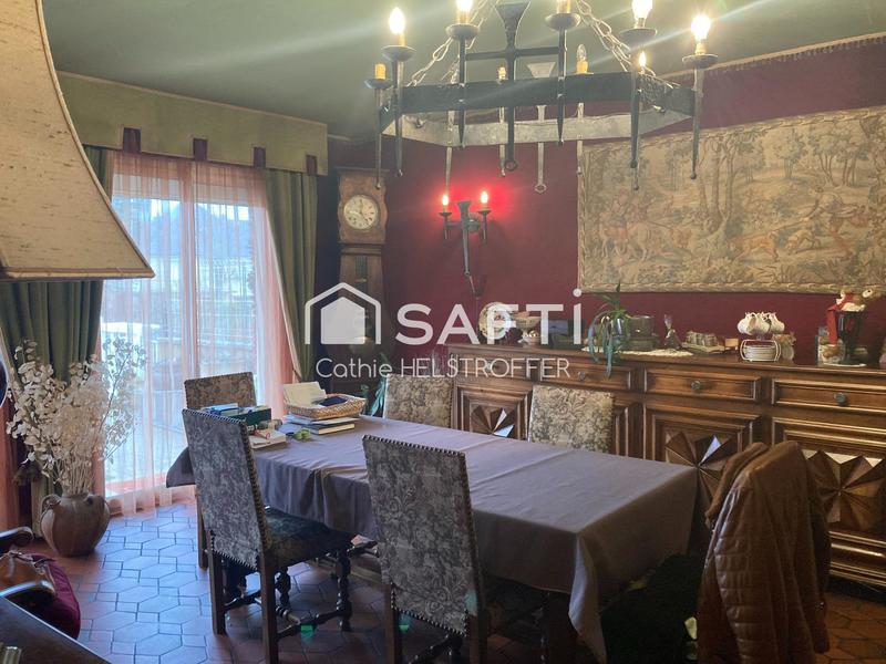 Maison - 145 m² - 6 pièces