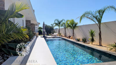 Villa - 182 m² - 5 pièces