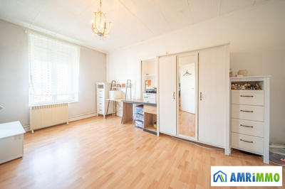 Maison - 84 m² - 4 pièces