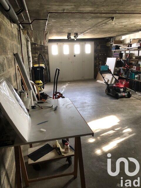 Maison - 196 m² - 5 pièces