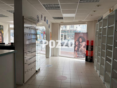 Local commercial - 60 m² - 1 pièce