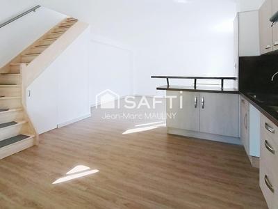 Maison - 64 m² - 4 pièces