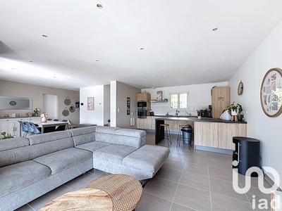 Maison - 110 m² - 4 pièces