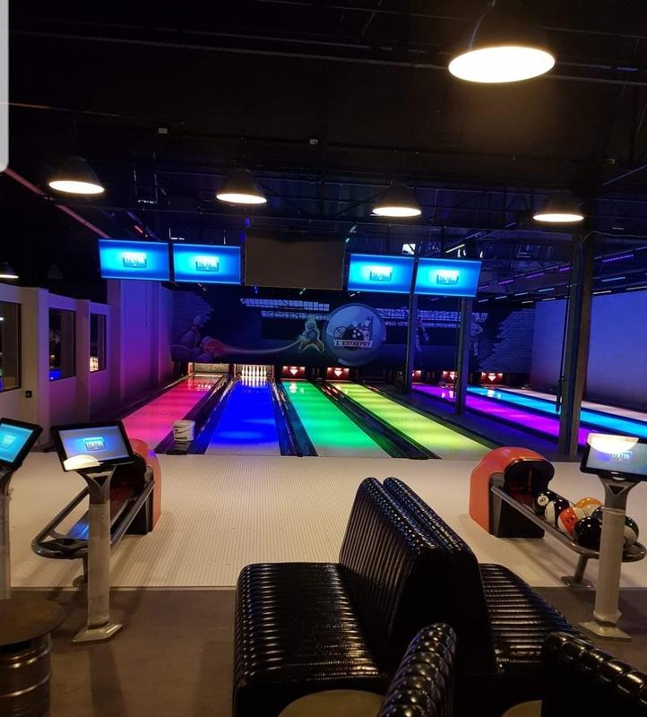 L'Entrepot Bowling-Laser Game